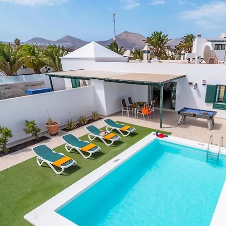 Indigo By Willa Tías